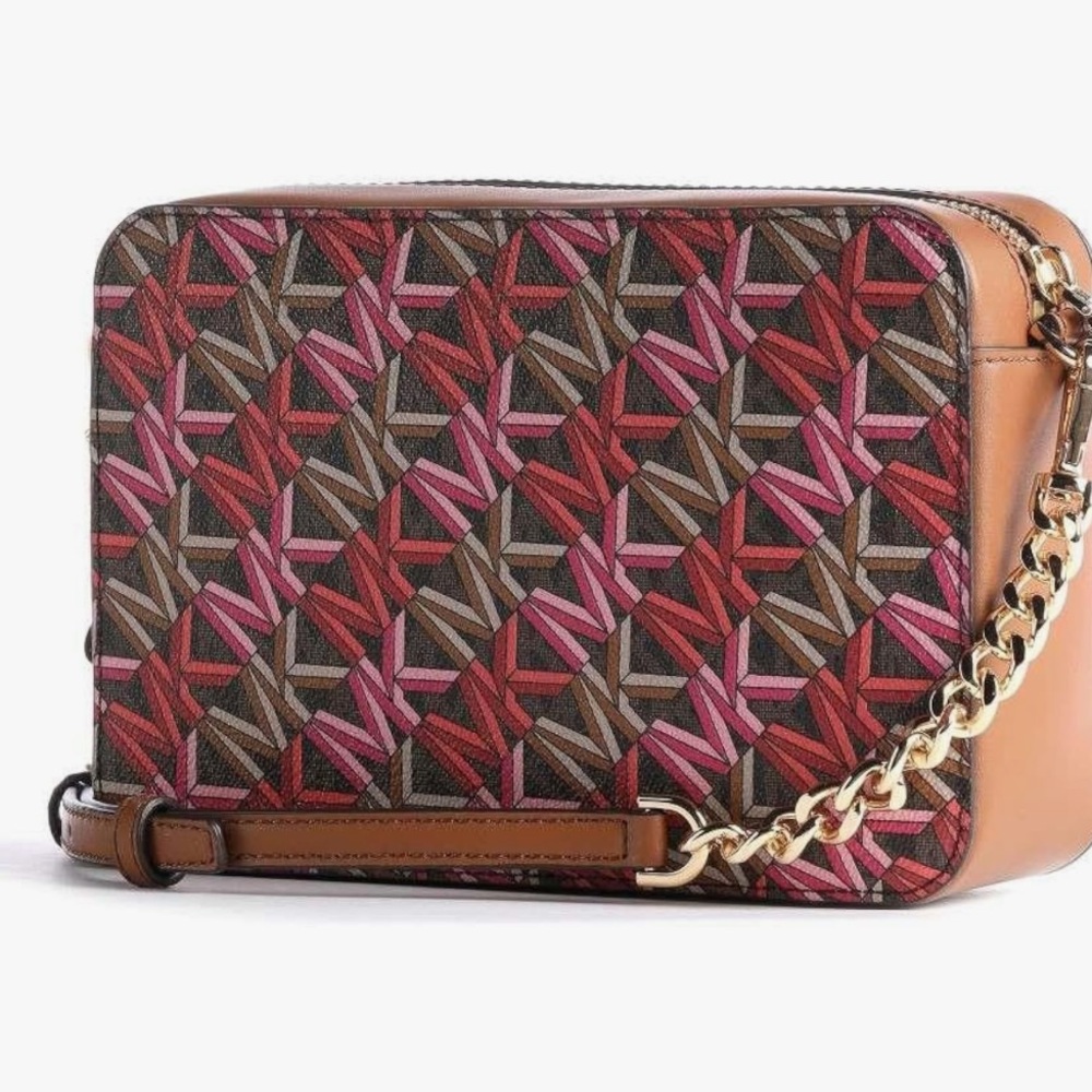 Michael Kors Jet Set 32H1GJ6M21 Brown
Multi MD Camera Bag